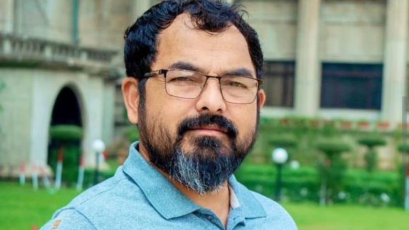নানা অভিযোগের পরও এখনো বহাল তবিয়তে গোলাম কিবরিয়া!